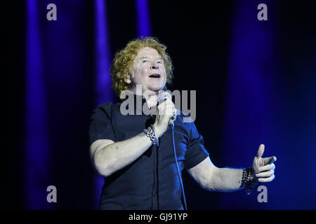 Betley, Cheshire, UK. 14. August 2016. Simply Red live bei Betley Court Farm als Teil der Betley Konzerte durchführen Bildnachweis: Simon Newbury/Alamy Live-Nachrichten Stockfoto