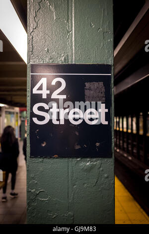 New York City USA 42nd Street Sign, New York City Subway, auch ein Musical. Stockfoto