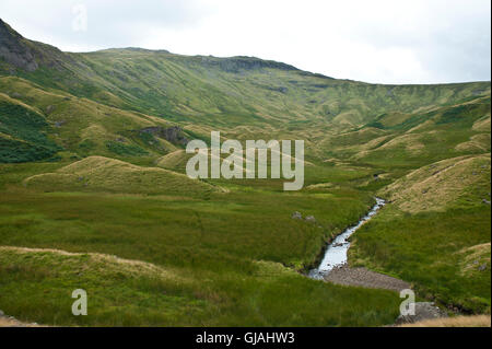 aufsteigender hoch heben entlang Greenup Gill von Borrowdale, Keswick, Seenplatte, cumbria Stockfoto