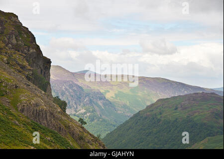 aufsteigender hoch heben entlang Greenup Gill von Borrowdale, Keswick, Seenplatte, cumbria Stockfoto