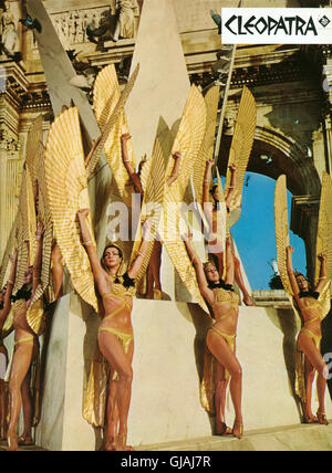 Cleopatra, Großbritannien/USA/Sxhweiz 1963, Regie: Mankiewicz, Rouben Mamoulian, Szenenfoto: Tänzerinnen Stockfoto