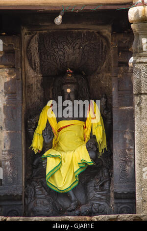 Göttinnenstatue in Hindu-Tempel. Brihadishwarar-Tempel in Thanjavur, Tamil Nadu, Indien Stockfoto