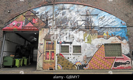 Railway arches Kunst, neuer Wakefield St, unter Bahnhof Oxford Road, Manchester, North West England, Großbritannien Stockfoto