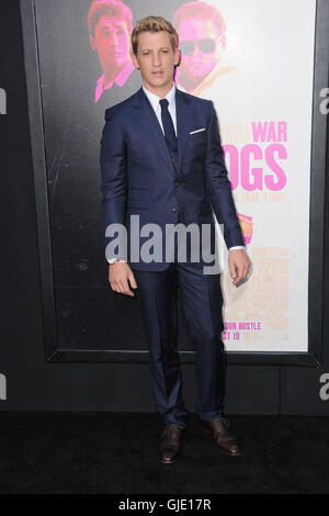 Hollywood, CA, USA. 15. August 2016. 15. August 2016 - Hollywood, Kalifornien. Miles Teller. Los Angeles Premiere '' Krieg Hunde '' bei TCL Chinese Theatre statt. Bildnachweis: Birdie Thompson/AdMedia Credit: Birdie Thompson/AdMedia/ZUMA Draht/Alamy Live-Nachrichten Stockfoto