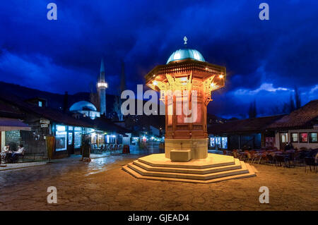 Sarajevo, die Hauptstadt von Bosnien und Herzegowina stolz City von östlicher und westlicher Kultur und Religionen. Stockfoto