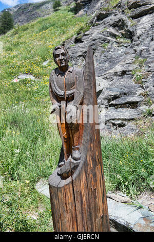 Denkmal für Edward Whymper, zunächst maßstabsgetreu das Matterhorn, Zermatt, Schweiz Stockfoto