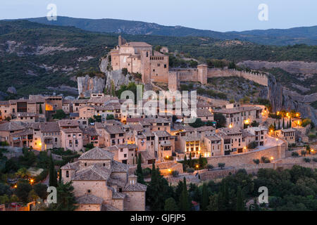 Ansicht. Mittelalterliche Dorf von Alquezar, Provinz Huesca, Aragon, Spanien. Stockfoto