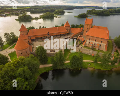 Trakai, Litauen: Insel Burg in den Sonnenuntergang Stockfoto