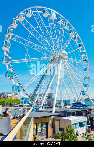 Finnair SkyWheel, Riesenrad, Katajanokka, Helsinki, Finnland Stockfoto