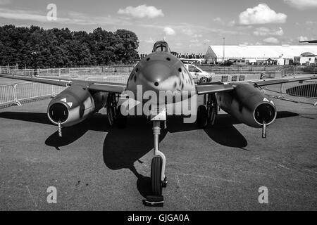 Jagdflugzeug Messerschmitt Me 262 B-1a "Schwalbe". Moderne Replik von Airbus Group. Stockfoto