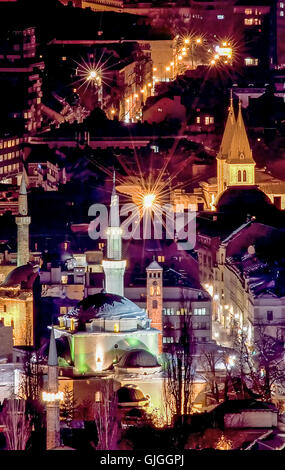 Sarajevo, die Hauptstadt von Bosnien und Herzegowina stolz City von östlicher und westlicher Kultur und Religionen. Stockfoto