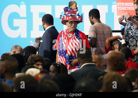 Philadelphia, Pennsylvania, USA. 16. August 2016. : Atmosphäre im Bild bei einem Pennsylvania demokratische Partei Voter Registration Event in West Philadelphia High School in Philadelphia, PA am 16. August 2016 Credit: MediaPunch Inc/Alamy Live News Stockfoto