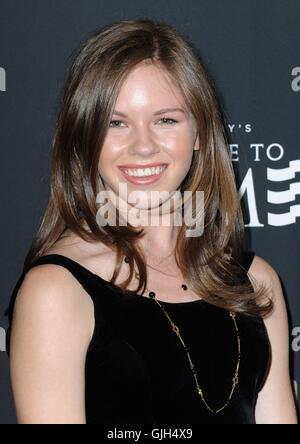 Los Angeles, CA, USA. 16. August 2016. Annie Thrash im Ankunftsbereich für Tyler Perry zu CLOSE TO HOME Premiere auf TLC, The Paley Center for Media, Los Angeles, CA 16. August 2016. Bildnachweis: Dee Cercone/Everett Collection/Alamy Live-Nachrichten Stockfoto