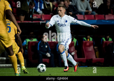 Dänemark, Kopenhagen, 16. August 2016. Peter Ankersen (22) des FC Kopenhagen während der UEFA Champions League Play-off-Spiel zwischen FC Kopenhagen und APOEL Nicosia FC bei Telia Parken. Bildnachweis: Kim M. Leland/Alamy Live-Nachrichten Stockfoto