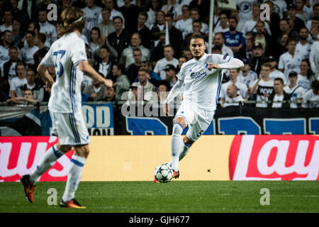 Dänemark, Kopenhagen, 16. August 2016. Erik Johansson (5) der FC Kopenhagen während der UEFA Champions League Play-off-Spiel zwischen FC Kopenhagen und APOEL Nicosia FC bei Telia Parken. Bildnachweis: Kim M. Leland/Alamy Live-Nachrichten Stockfoto