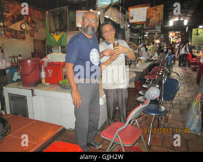 Ein kaltes Café in Phnom Penh, Kambodscha, bekannt als 'Best Cold Coffee'. Stockfoto
