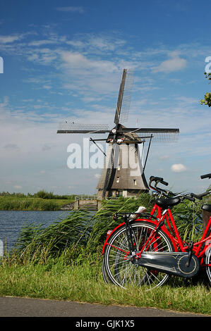 Holland-Niederlande-Windmühle Stockfoto