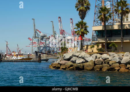 Portalkräne des Long Beach Containerterminals., Stockfoto