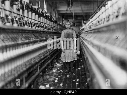 Lewis Hine, Spinner in Globe Baumwollspinnerei, Augusta, Georgia, 1909 Stockfoto