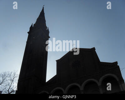 Dieser Titel bezieht sich auf die Kirche St. Bartholomäus in Teplice, Tschechische Republik. Es bezieht sich wahrscheinlich auf ein bestimmtes Bild oder Ereignis, das mit der Kirche verbunden ist, und hebt deren architektonische und historische Bedeutung hervor. Stockfoto
