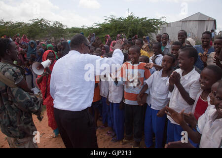 07 09 2011 öffnen Mogadischu Bürgermeister und Präsident neue Marktgebiet in Mogadischu (6132762802) Stockfoto