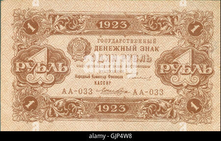 Diese russische 1-Rubel-Banknote von 1923 veranschaulicht die frühe Währung der Sowjetunion nach der Revolution. Es ist ein historisches Artefakt, das die wirtschaftlichen und politischen Veränderungen in den ersten Jahren der Sowjetunion widerspiegelt. Stockfoto