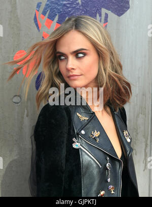 LONDON - 3. August 2016: Cara Delevingne besucht die Suicide Squad-Film-Premiere am 3. August 2016 in London Stockfoto