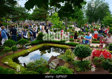 Billund, Dänemark - 26. Juli 2016: Legoland Lego Häuser Stockfoto