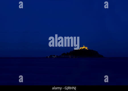 St. Michaels Mount; Bei Nacht Cornwall; UK Stockfoto