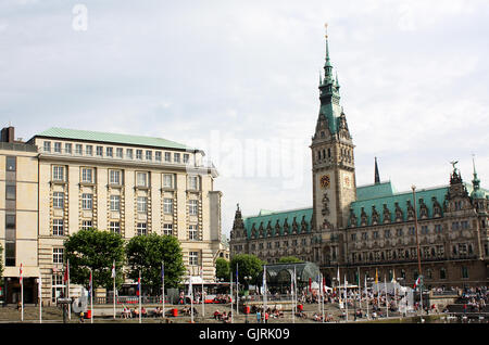 Hamburger Rathaus Turm Stockfoto