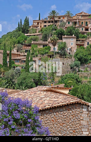 Bergdorf auf mallorca Stockfoto