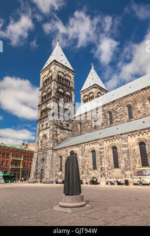 Die mittelalterliche Kathedrale in der Mitte von Lund. Stockfoto