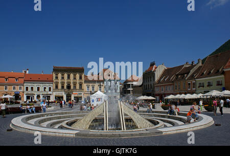 alte Stadt-Zentrum-Brunnen Stockfoto