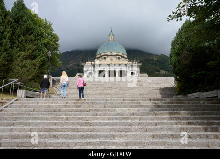 Oropa Heiligtum, Basilica Superiore (Basilika Nuova) Biella Provinz Piemont Italien Stockfoto