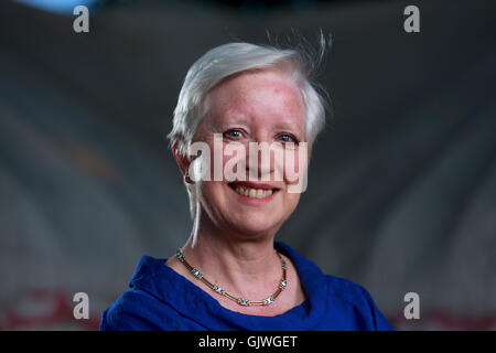 Edinburgh, UK. 17. August 2016. Edinburgh International Book Festival 5. Tag. Edinburgh International Book Festival findet statt in Charlotte Square Gardens. Edinburgh. Abgebildete Susan Folianten. Pako Mera/Alamy Live-Nachrichten Stockfoto