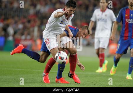 Camp Nou, Barcelona, Spanien. 17. August 2016. Spanish Super Cup Fußball. Barcelona und Sevilla. Lucas Worthy in Aktion. Bildnachweis: Aktion Plus Sport/Alamy Live-Nachrichten Stockfoto