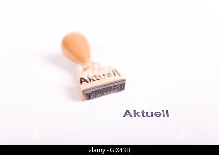 Stempel Holz mit den Wort-Nachrichten Stockfoto