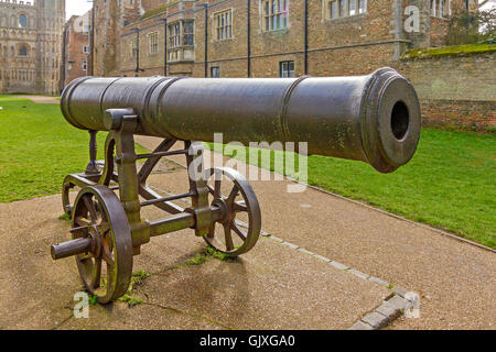 Russische Kanone aus Krim Krieg Ely Cambridgeshire UK Stockfoto