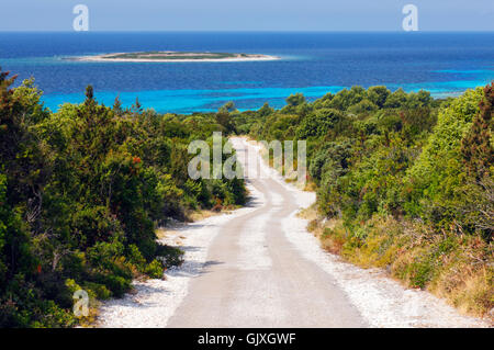 Weg zum Strand auf der Insel Dugi otok Stockfoto