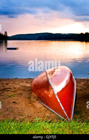 Sonnenuntergang Strand Meer Stockfoto