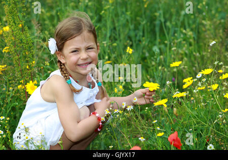 Feld-Daisy-Kind Stockfoto