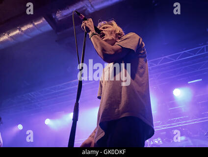 Hals-Deep erklingt in Liverpool O2 Academy Featuring: tiefen Hals, Ben Barlow wo: Liverpool, Vereinigtes Königreich bei: 20. April 2016 Stockfoto