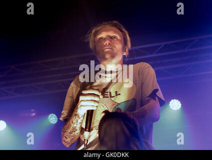 Hals-Deep erklingt in Liverpool O2 Academy Featuring: tiefen Hals, Ben Barlow wo: Liverpool, Vereinigtes Königreich bei: 20. April 2016 Stockfoto