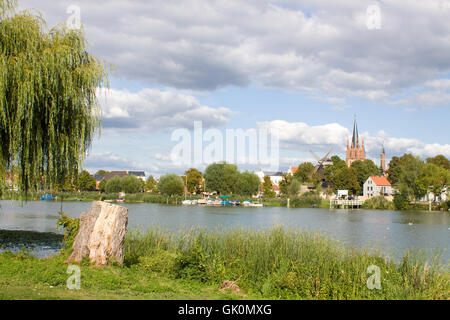 Kirche aus den Augen-Blick Stockfoto