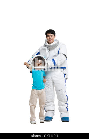 Studio gedreht, Astronauten und der kleine Junge Stockfoto