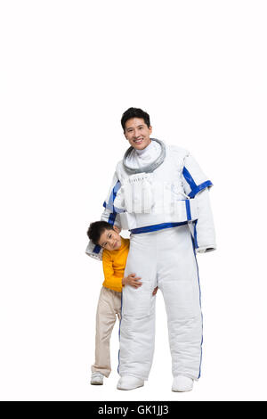 Studio gedreht, Astronauten und der kleine Junge Stockfoto