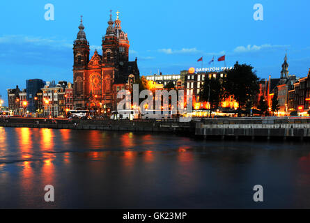 Die schöne Basilika Sankt Nikolaus in Amsterdam. Stockfoto