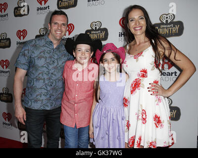 iHeart Country Radio Musikfestival an Frank Erwin Center - Ankünfte mit: Gast wo: Austin, Texas, USA als: 30. April 2016 Stockfoto