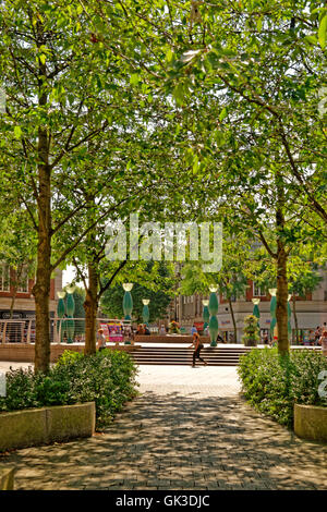 Warrington Stadtzentrum bei der Suche von Horsemarket Straße Kreis beitreten Bridge Street, Buttermarket Street und Sankey Street Stockfoto