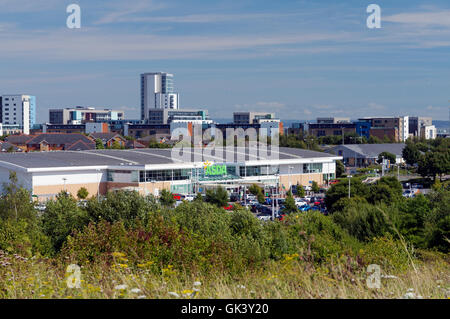 ASDA Supermarkt, Ferry Road Retail Park, Cardiff, Wales. Stockfoto